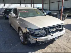 1HGCV1F17JA251437 2018 HONDA ACCORD
