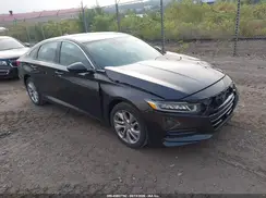 1HGCV1F17JA258940 2018 HONDA ACCORD