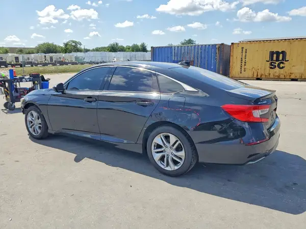 1HGCV1F17JA263362 2018 HONDA ACCORD - Image 2