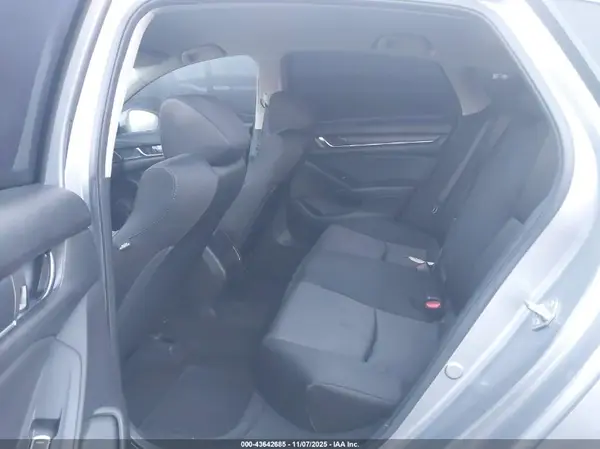 1HGCV1F17JA265077 2018 HONDA ACCORD - Image 8