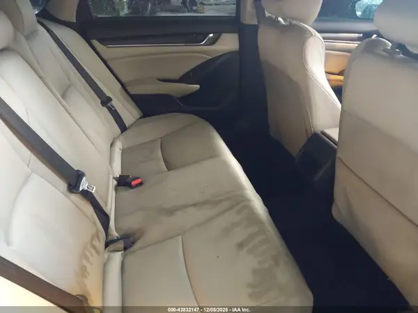1HGCV1F17KA042782 2019 HONDA ACCORD - Image 8