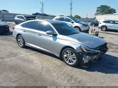 1HGCV1F17KA043608 2019 HONDA ACCORD
