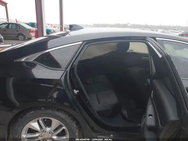 1HGCV1F17KA076494 2019 HONDA ACCORD - Image 8