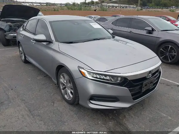 1HGCV1F17KA085888 2019 HONDA ACCORD - Image 1
