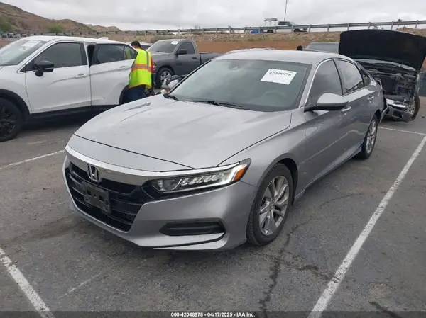 1HGCV1F17KA085888 2019 HONDA ACCORD - Image 2