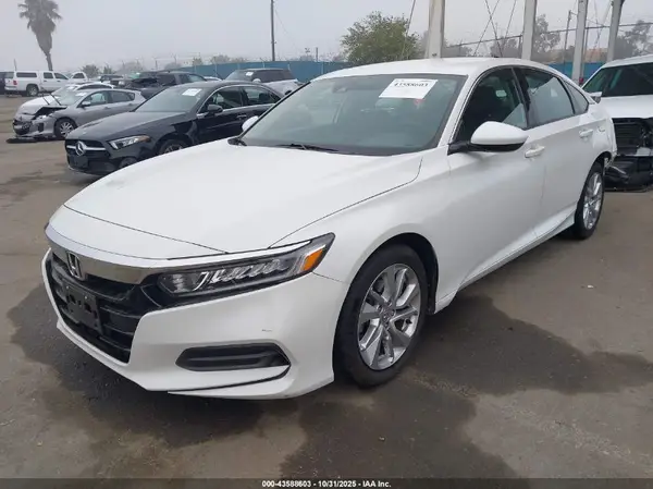 1HGCV1F17KA088774 2019 HONDA ACCORD - Image 2
