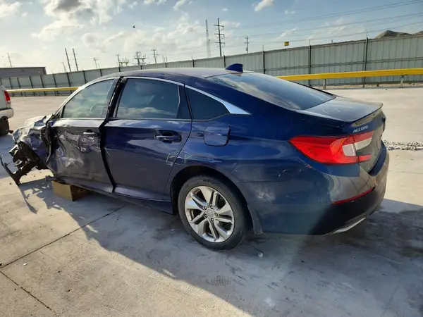 1HGCV1F17KA103757 2019 HONDA ACCORD - Image 2