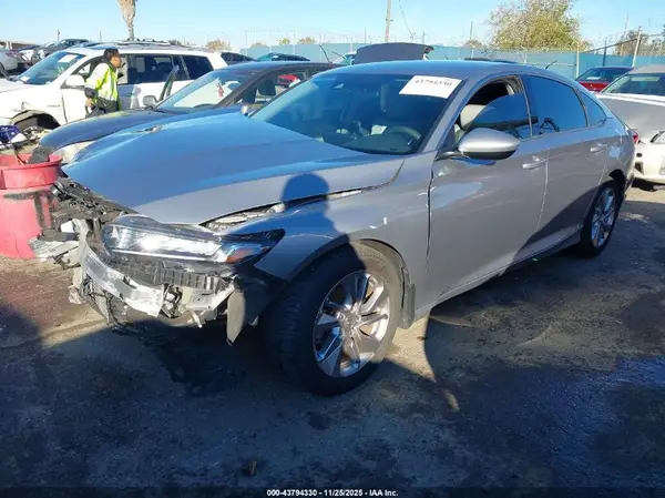 1HGCV1F17KA129324 2019 HONDA ACCORD - Image 2