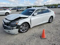 1HGCV1F17KA130618 2019 HONDA ACCORD