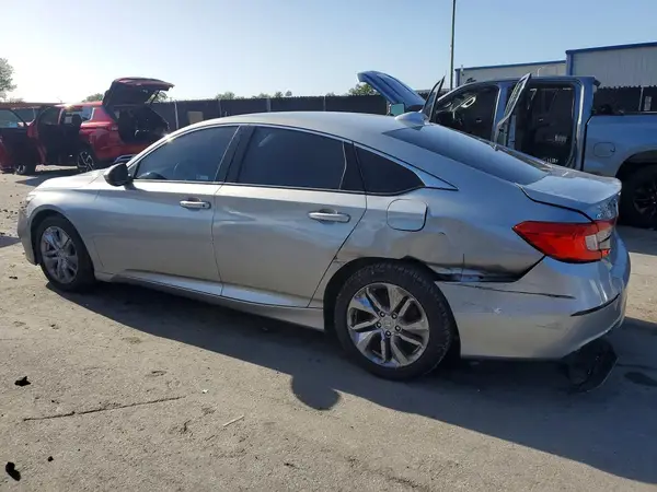 1HGCV1F17KA144776 2019 HONDA ACCORD - Image 2