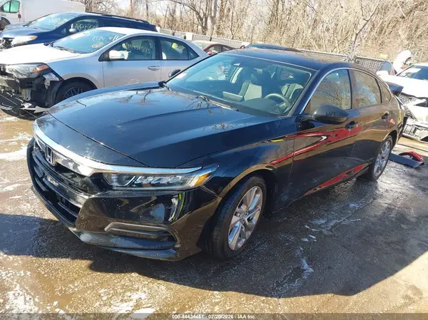 1HGCV1F17KA172397 2019 HONDA ACCORD - Image 2