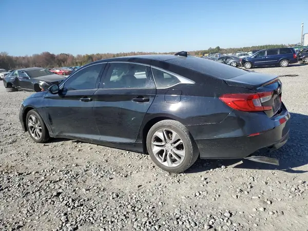 1HGCV1F18JA002256 2018 HONDA ACCORD - Image 2