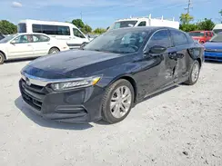 1HGCV1F18JA039033 2018 HONDA ACCORD