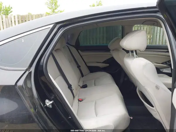 1HGCV1F18JA057046 2018 HONDA ACCORD - Image 8