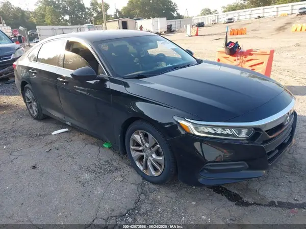 1HGCV1F18JA058150 2018 HONDA ACCORD - Image 1