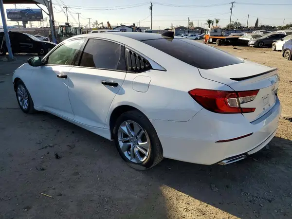 1HGCV1F18JA069648 2018 HONDA ACCORD - Image 2