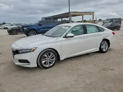 1HGCV1F18JA088202 2018 HONDA ACCORD