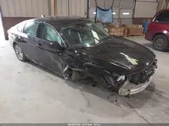 1HGCV1F18JA104642 2018 HONDA ACCORD