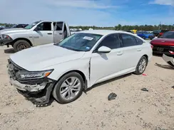 1HGCV1F18JA111011 2018 HONDA ACCORD