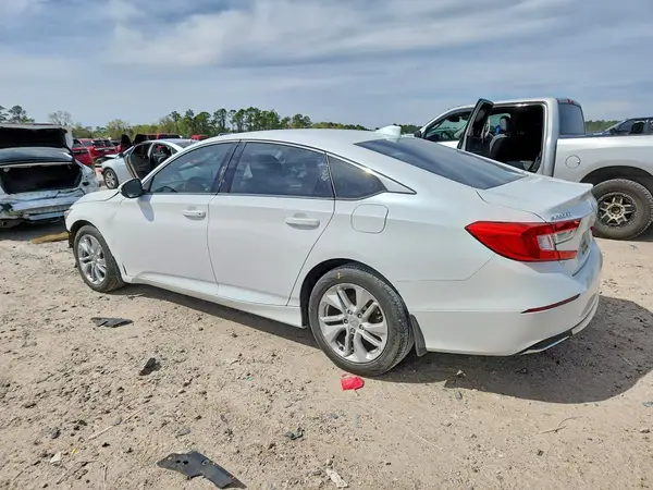 1HGCV1F18JA111011 2018 HONDA ACCORD - Image 2