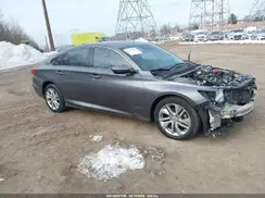 1HGCV1F18JA112417 2018 HONDA ACCORD