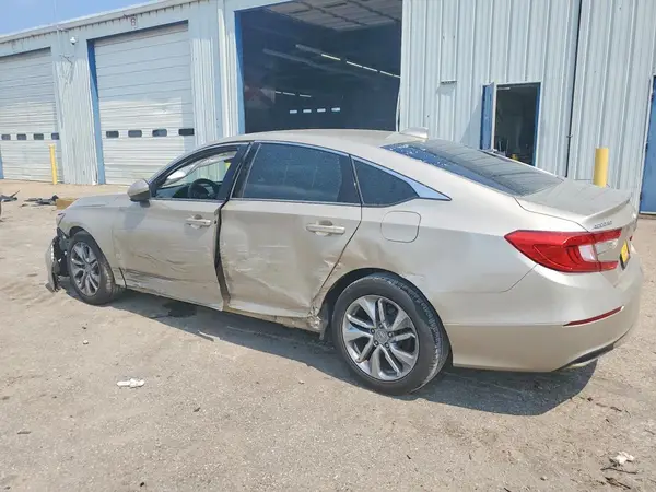 1HGCV1F18JA117956 2018 HONDA ACCORD - Image 2