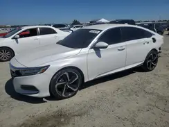 1HGCV1F18JA162489 2018 HONDA ACCORD