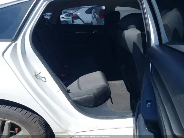 1HGCV1F18JA175887 2018 HONDA ACCORD - Image 8