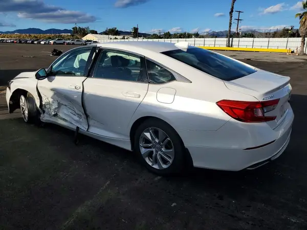 1HGCV1F18JA177090 2018 HONDA ACCORD - Image 2