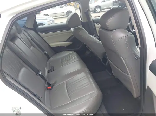 1HGCV1F18JA181754 2018 HONDA ACCORD - Image 8