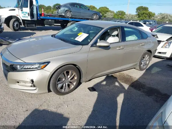 1HGCV1F18JA205972 2018 HONDA ACCORD - Image 2