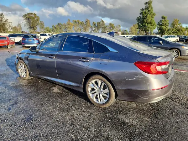 1HGCV1F18JA211643 2018 HONDA ACCORD - Image 2