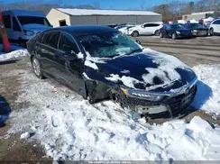 1HGCV1F18JA247929 2018 HONDA ACCORD