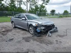 1HGCV1F18JA251575 2018 HONDA ACCORD