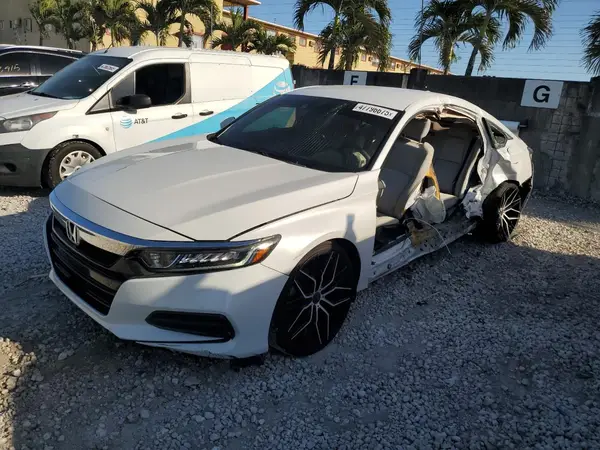 1HGCV1F18JA254976 2018 HONDA ACCORD - Image 1