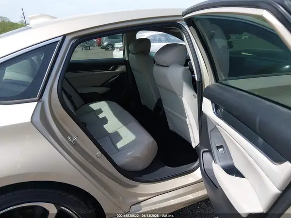 1HGCV1F18JA257666 2018 HONDA ACCORD - Image 8