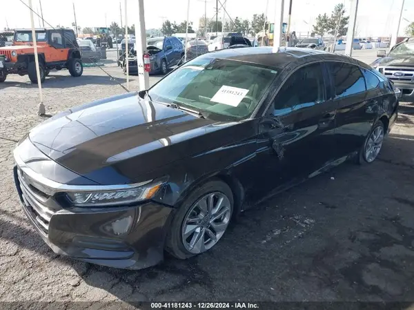 1HGCV1F18JA258915 2018 HONDA ACCORD - Image 2