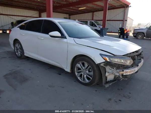 1HGCV1F18JA261541 2018 HONDA ACCORD - Image 1