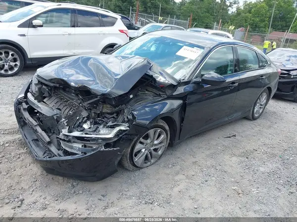 1HGCV1F18JA267565 2018 HONDA ACCORD - Image 2