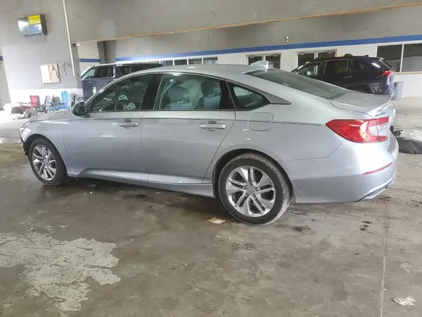1HGCV1F18KA003358 2019 HONDA ACCORD - Image 2