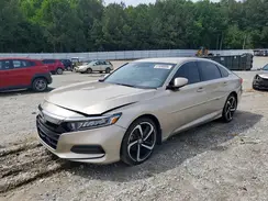 1HGCV1F18KA022976 2019 HONDA ACCORD