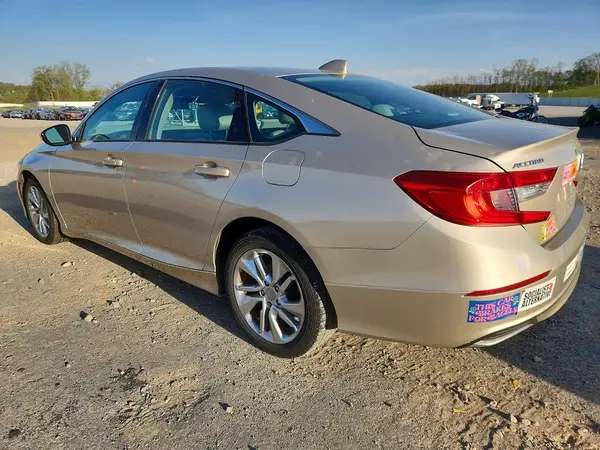 1HGCV1F18KA034318 2019 HONDA ACCORD - Image 2