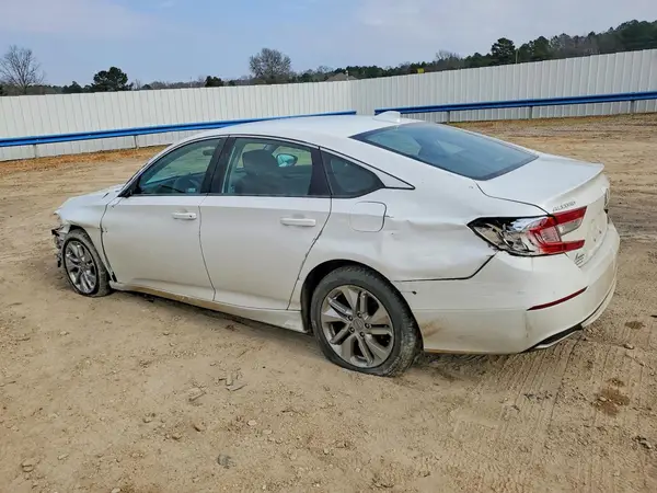 1HGCV1F18KA056819 2019 HONDA ACCORD - Image 2