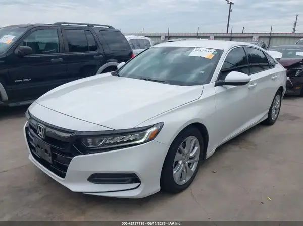 1HGCV1F18KA058926 2019 HONDA ACCORD - Image 2