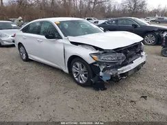 1HGCV1F18KA070784 2019 HONDA ACCORD