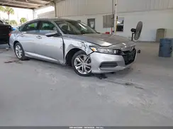 1HGCV1F18KA083616 2019 HONDA ACCORD