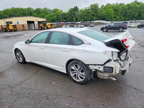1HGCV1F18KA085687 2019 HONDA ACCORD - Image 2