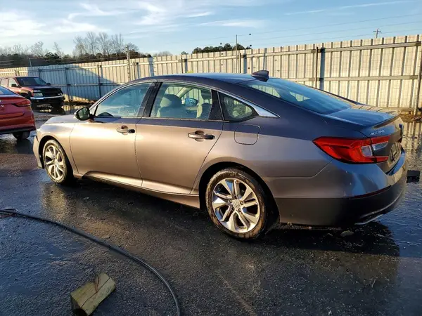 1HGCV1F18KA100303 2019 HONDA ACCORD - Image 2