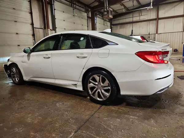 1HGCV1F18KA100575 2019 HONDA ACCORD - Image 2