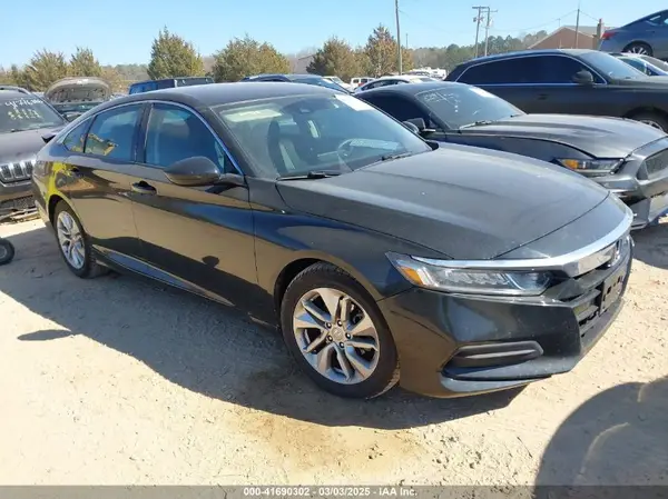 1HGCV1F18KA117585 2019 HONDA ACCORD - Image 1